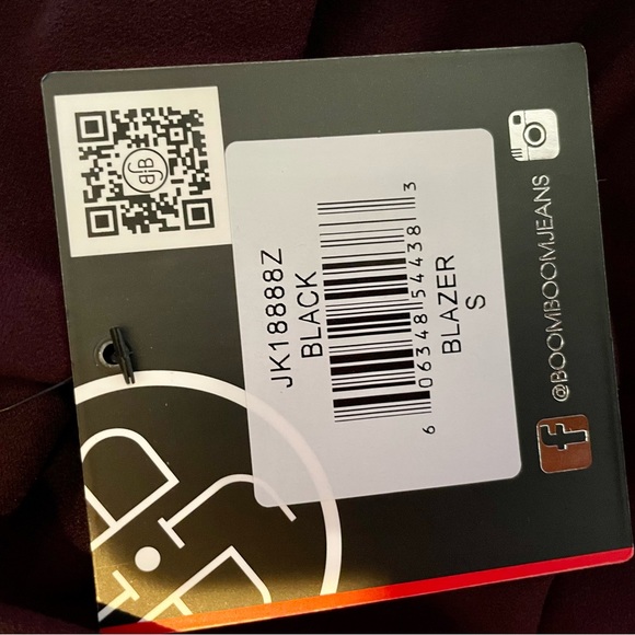 FashionNova “The Celine Blazer” Black Small Ruched Sleeves - Picture 10 of 10